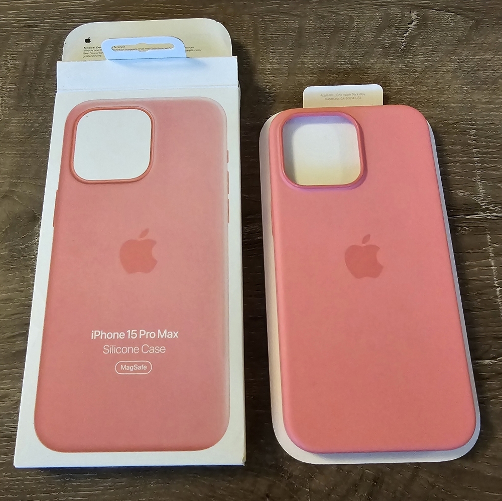 Apple Magsafe Silicone Case for iPhone 15 Pro Max